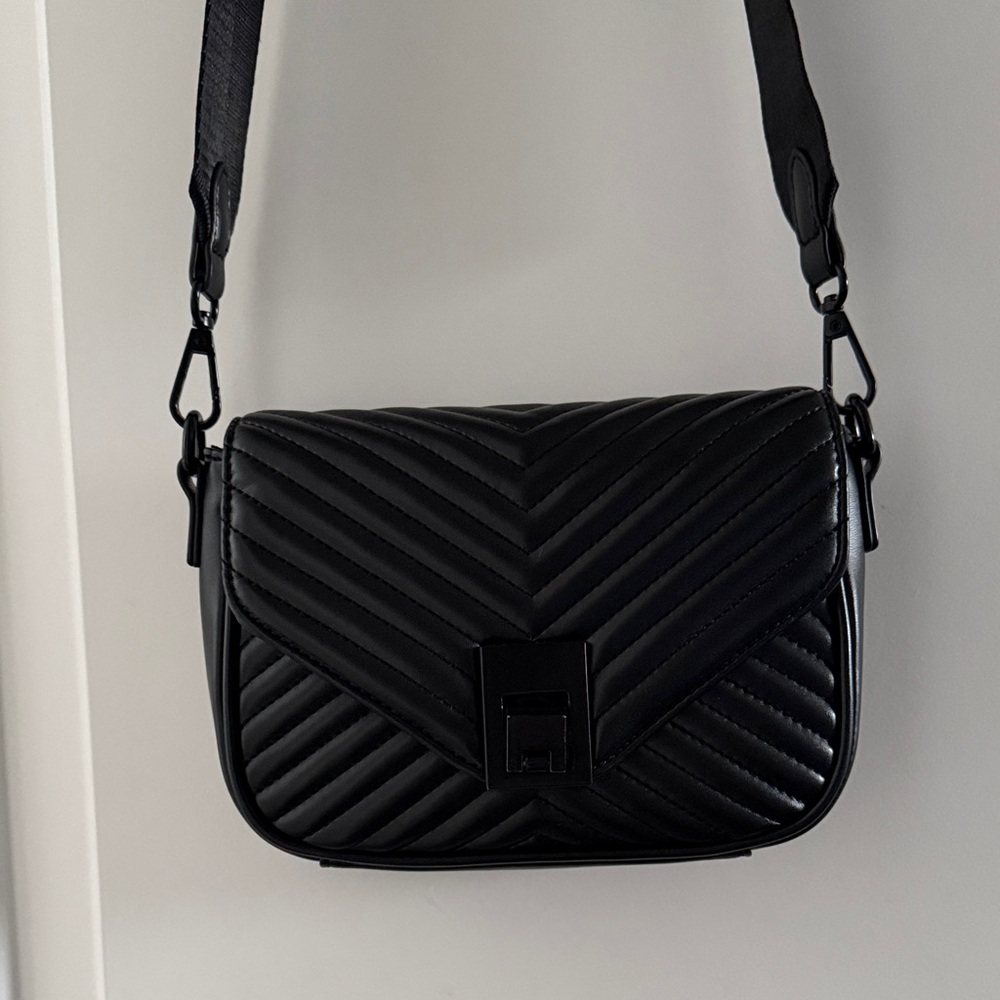 ๐ค ALDO Crossbody ๐ค - Picture 11 of 12